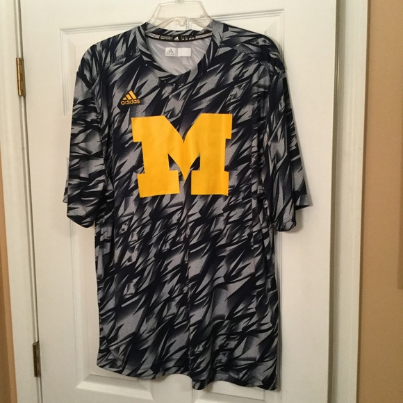 adidas Other - Adidas Michigan Wolverines Size 2XL Workout Tee